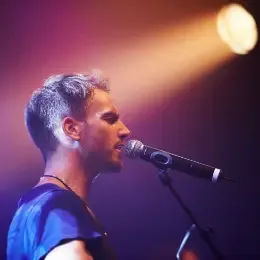 Live entertainment at an event